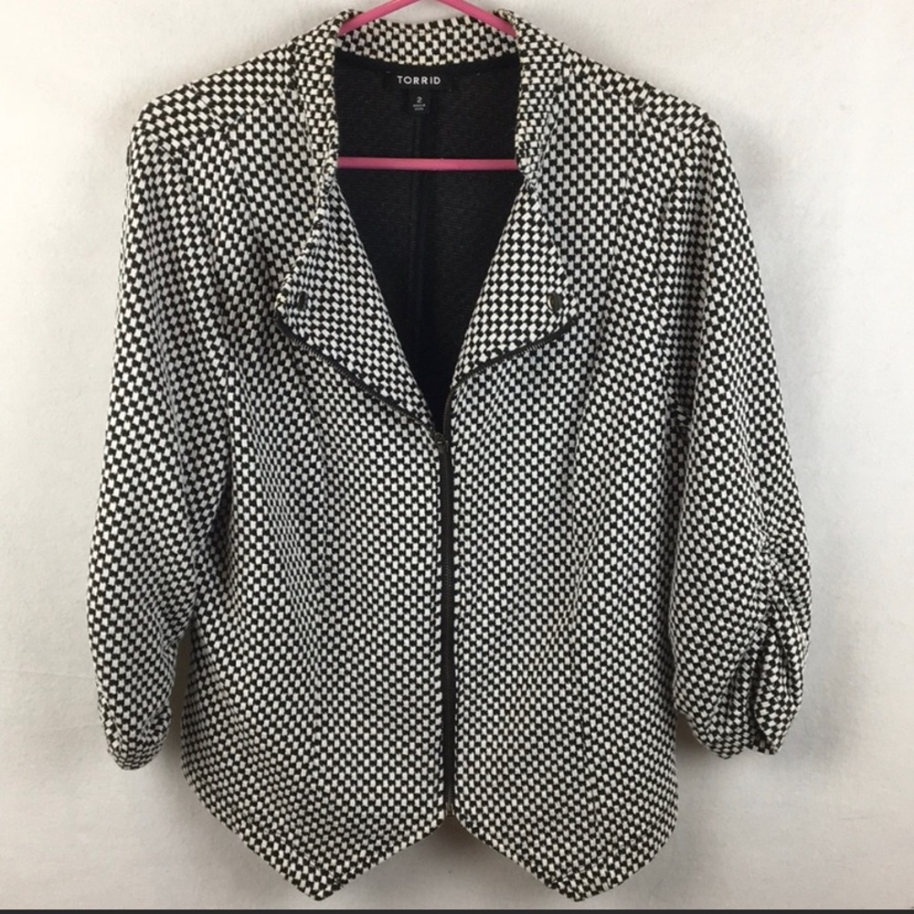 Torrid Black & White Print Zip Knit jacket 18